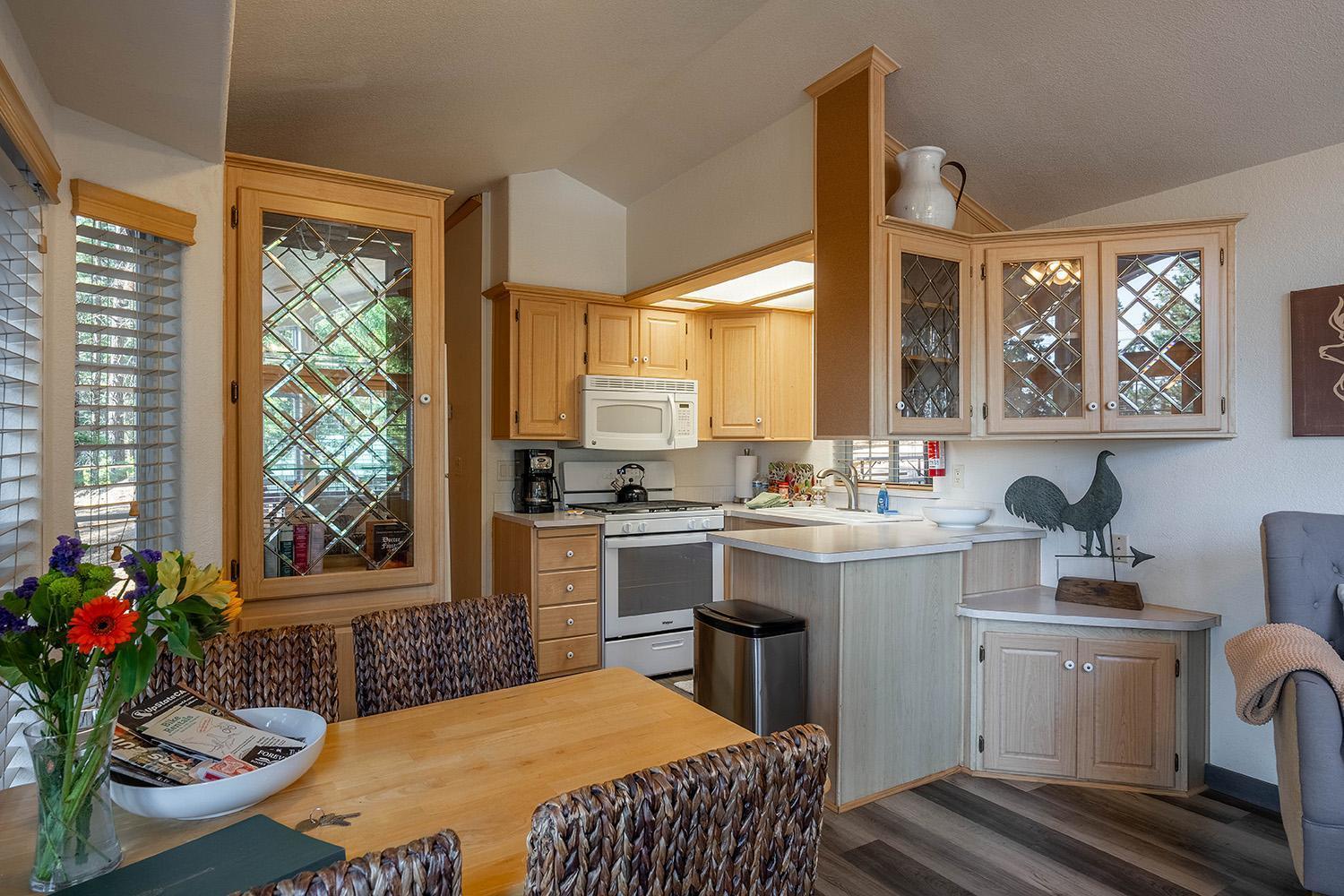 Готель Camp Almanor At Big Springs Westwood Екстер'єр фото