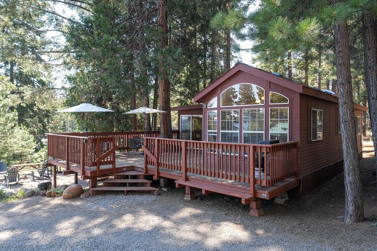 Готель Camp Almanor At Big Springs Westwood Екстер'єр фото