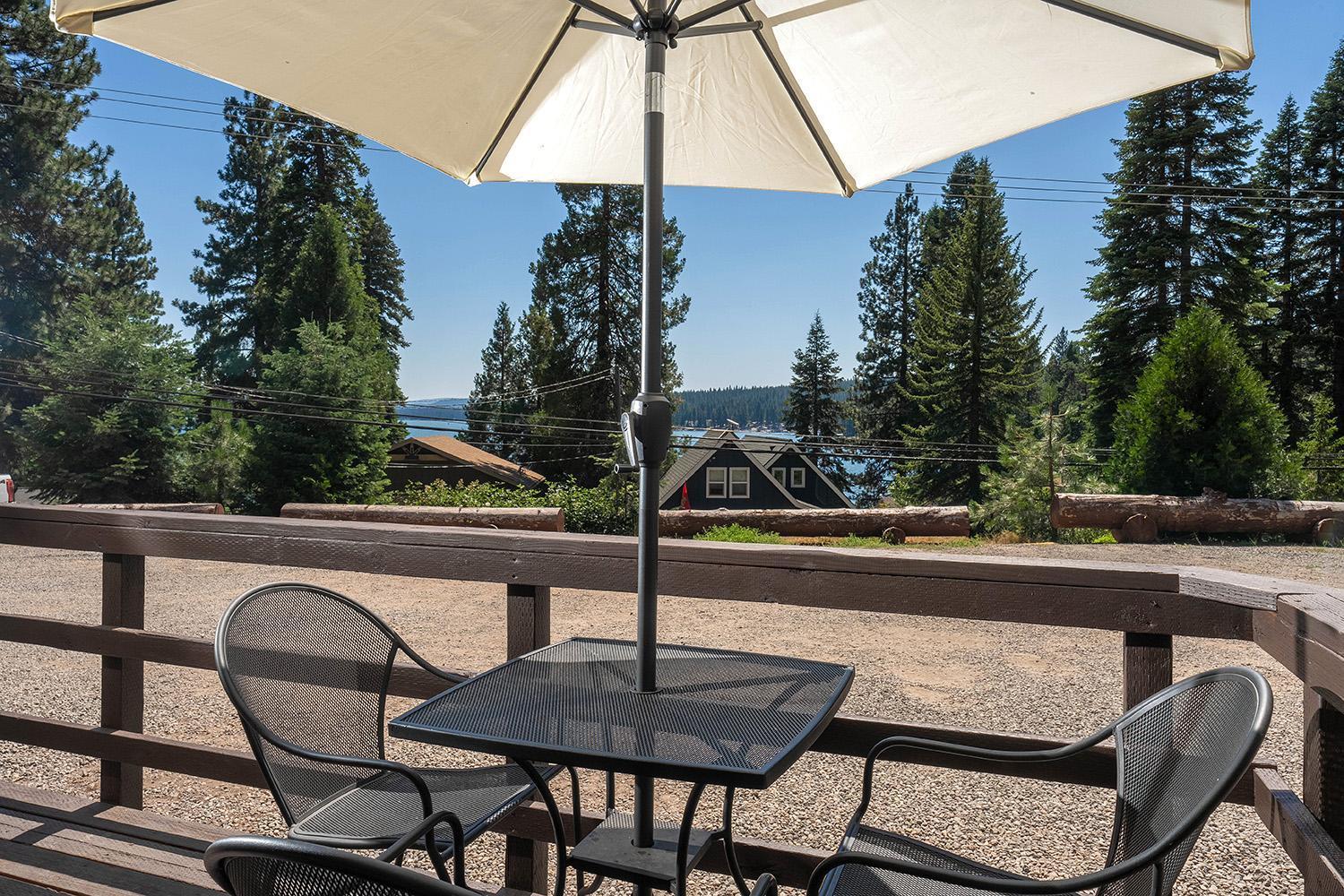 Готель Camp Almanor At Big Springs Westwood Екстер'єр фото