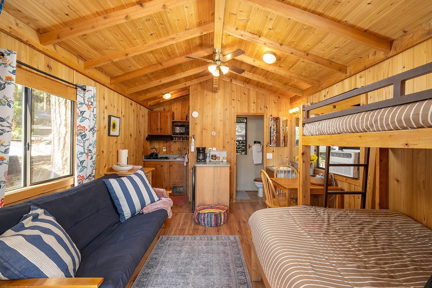 Готель Camp Almanor At Big Springs Westwood Екстер'єр фото