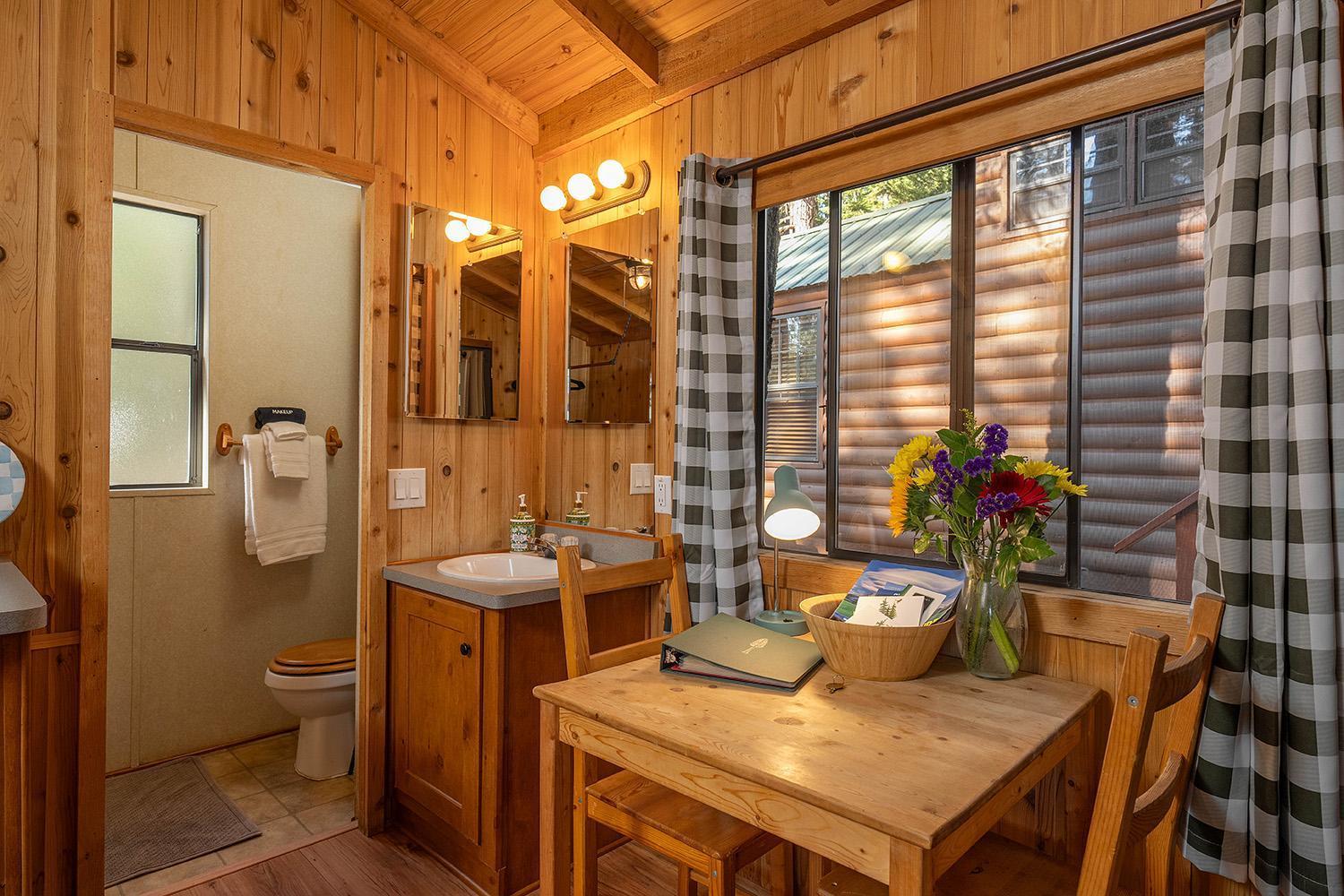 Готель Camp Almanor At Big Springs Westwood Екстер'єр фото